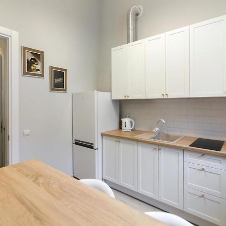 Leogrand Apartments On Lychakivska 3 Lviv Eksteriør bilde