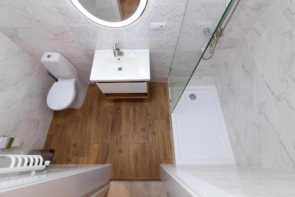 Leogrand Apartments On Lychakivska 3 Lviv Eksteriør bilde