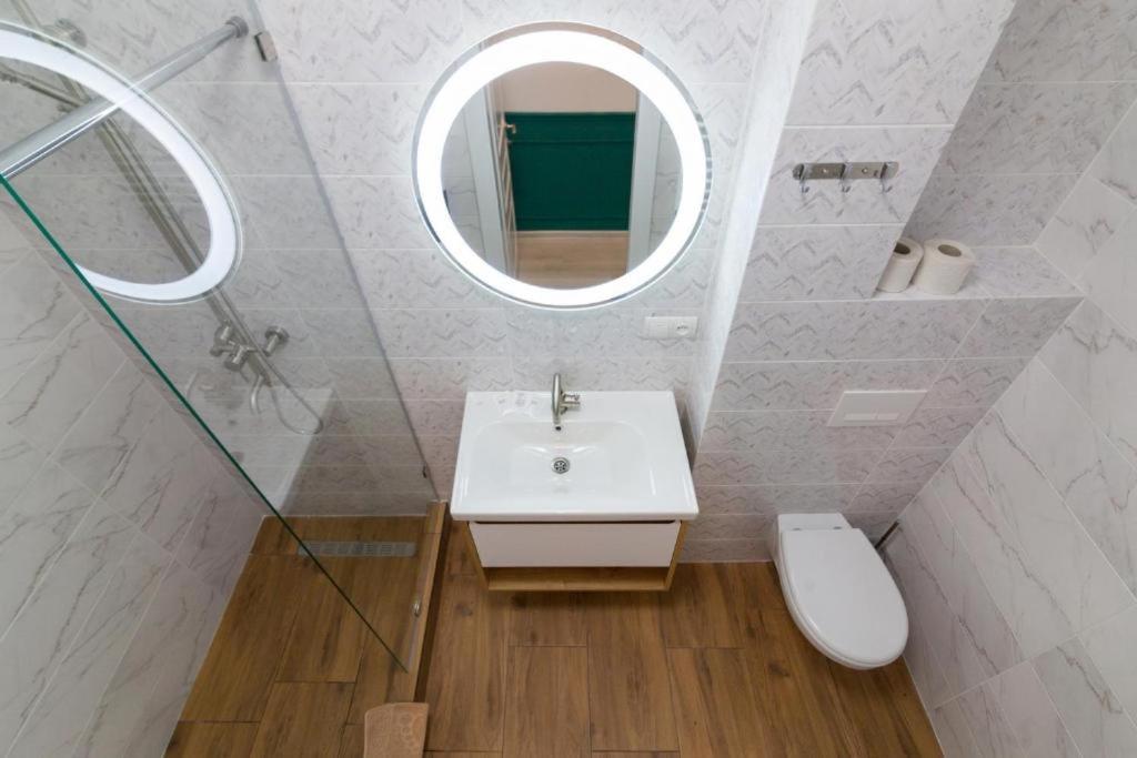 Leogrand Apartments On Lychakivska 3 Lviv Eksteriør bilde
